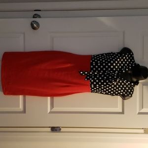Black and red sleeveless polka dot pencil dress
